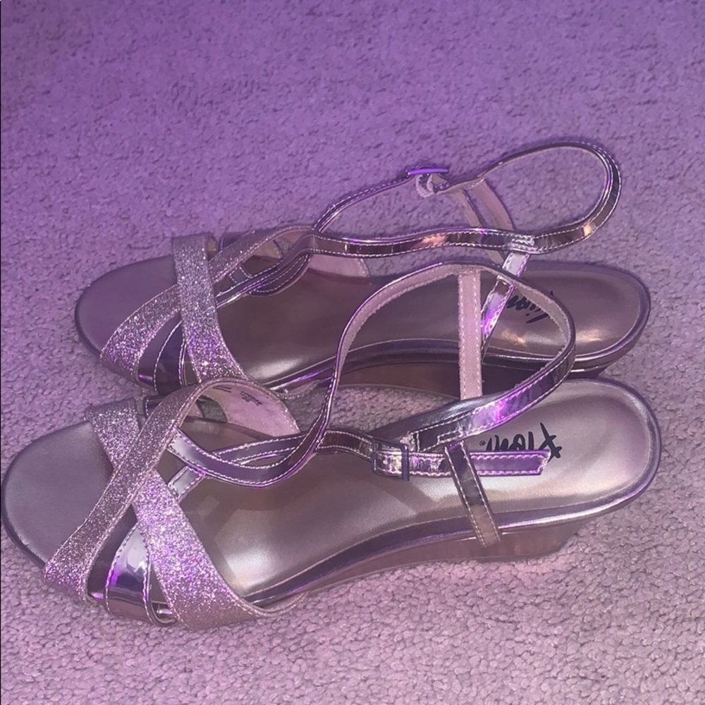 Gold 2 inch heels